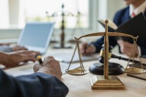 Leilões extrajudiciais em outro estado